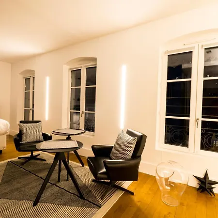 מלון Mihotel Vieux